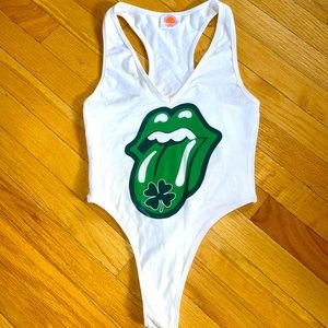 LoJoBands - White & Green Four Leaf Clover Tongue Out Bodysuit - Size Small